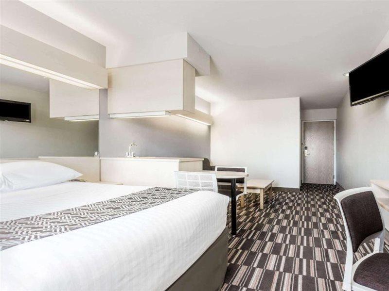 Microtel Inn & Suites Modesto Ceres Buitenkant foto