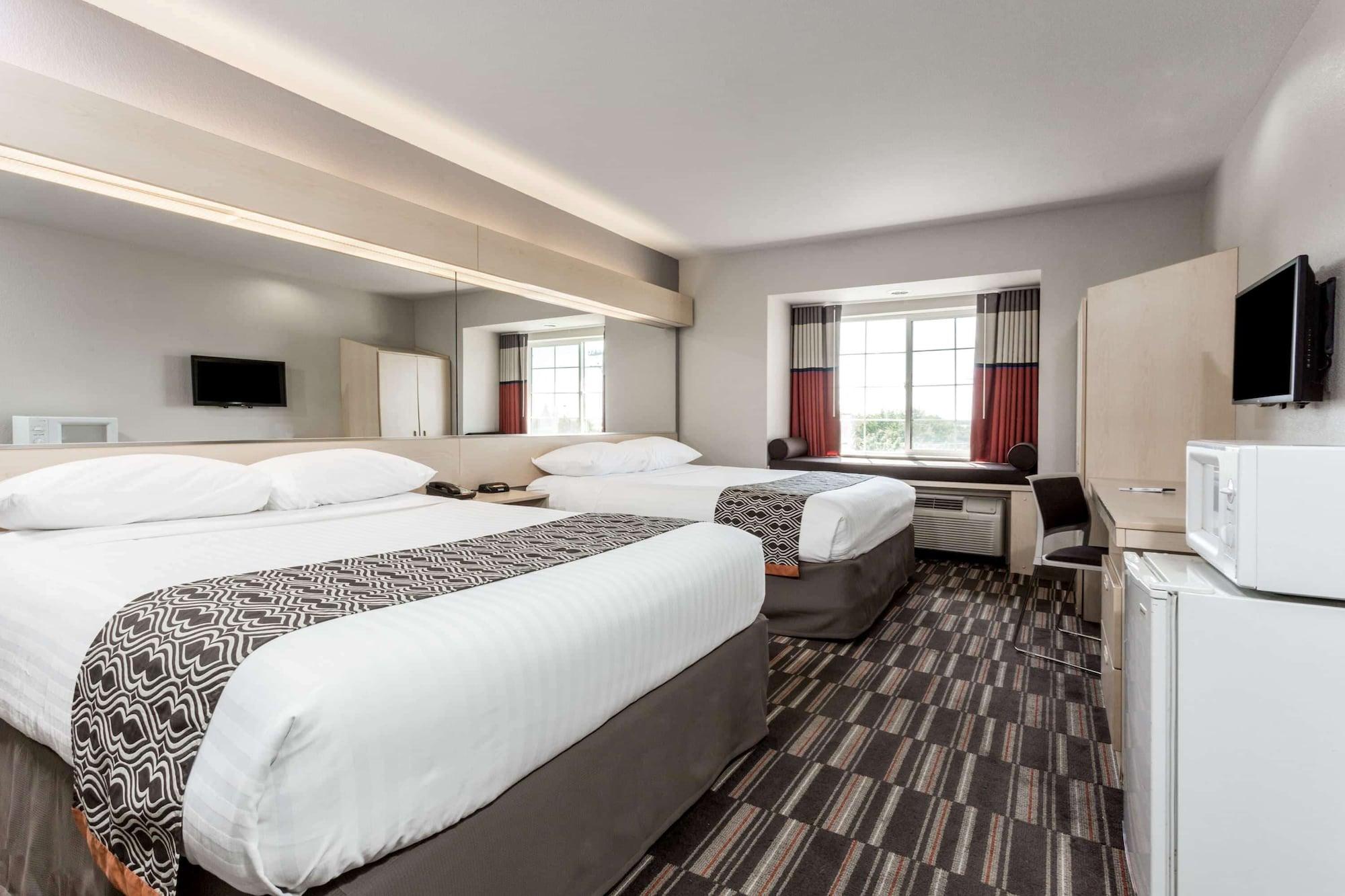 Microtel Inn & Suites Modesto Ceres Buitenkant foto