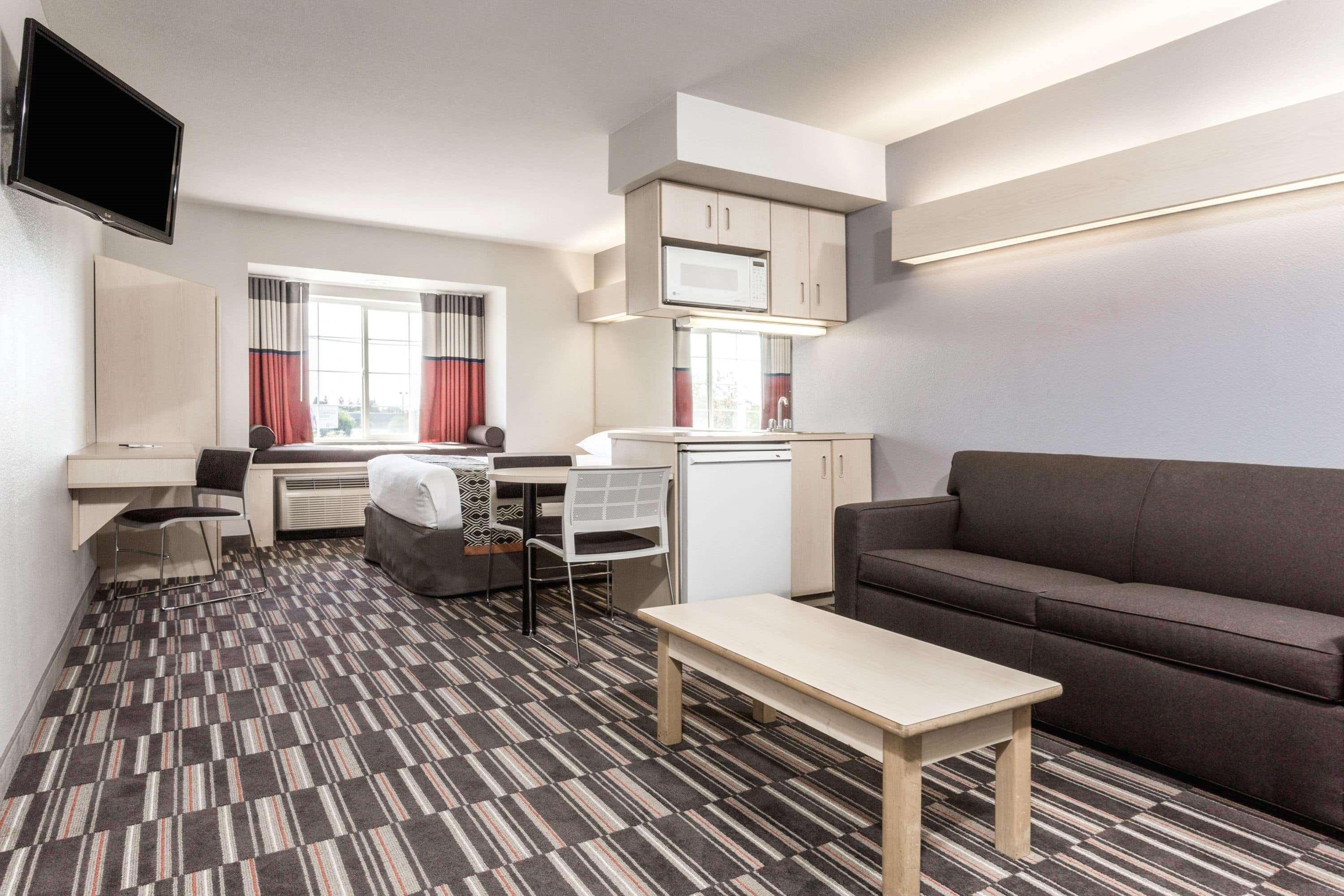 Microtel Inn & Suites Modesto Ceres Buitenkant foto